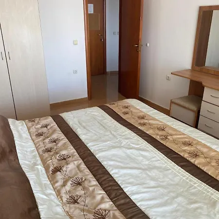 Sea Views, 1 Bedroom At Lazur 2 公寓 *